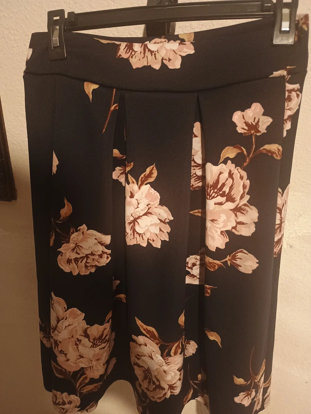 Haute Monde Black Midi Skirt with Cream Floral Print